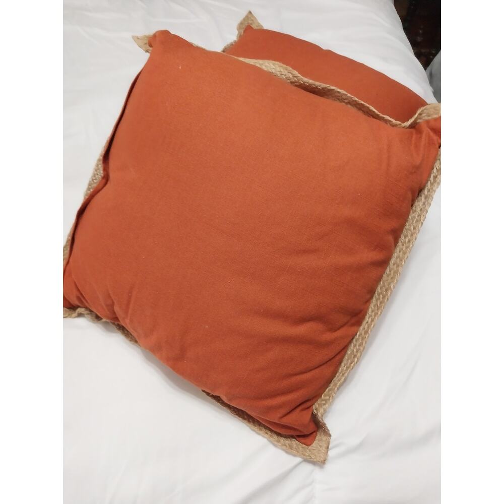 Pier One Throw Pillows Set Of 2 Size 20 X 20